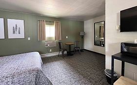 The Trail Inn - Melita, Manitoba - Hwy 83, Hwy 3